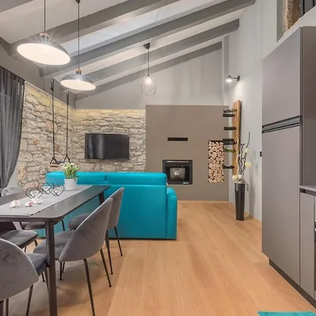 Apartment With Sea View Near *