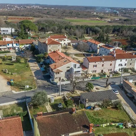 Διαμέρισμα With Sea View Near *